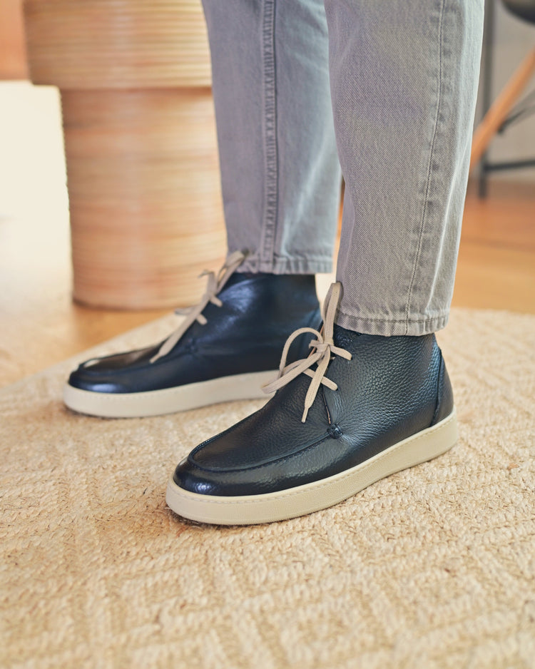 LEUCA - Pelle Blu Martellata