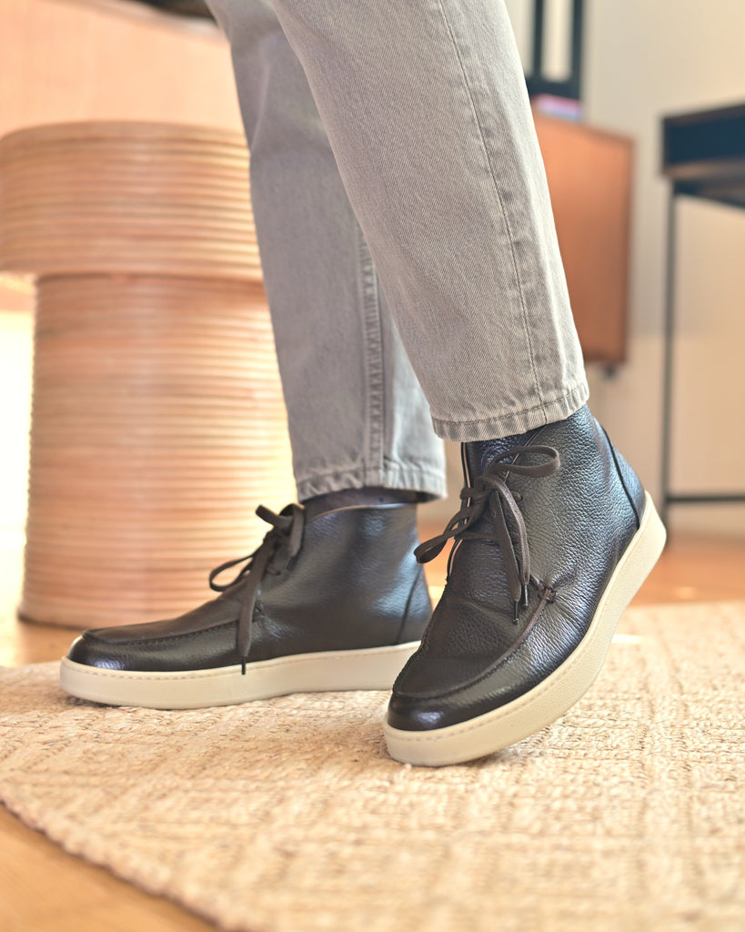 LEUCA - Pelle Marrone Martellata