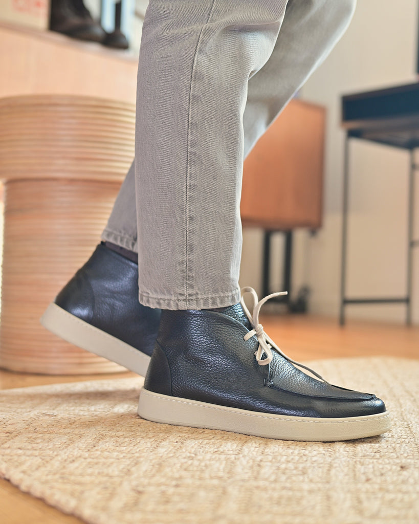 LEUCA - Pelle Blu Martellata