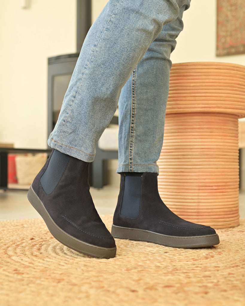 Cortina - Navy Suede