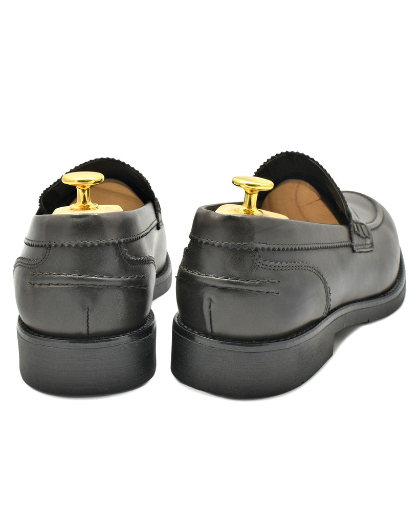 MANAROLA - Pelle Nera e suola in gomma