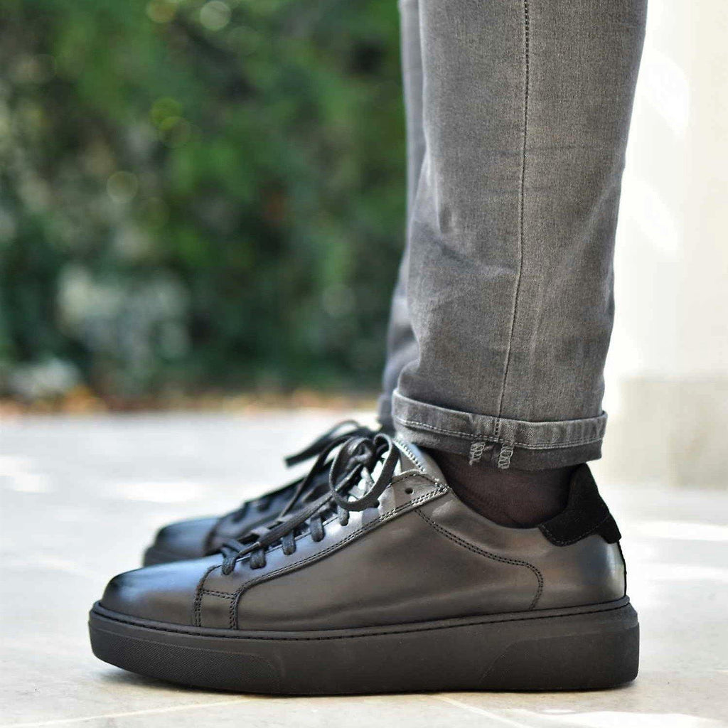 Sneakers uomo in pelle nera e suola in gomma nera - Ofanto | Ofanto Italy